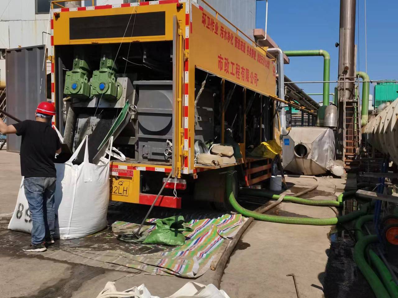 夏邑淤泥压干处理